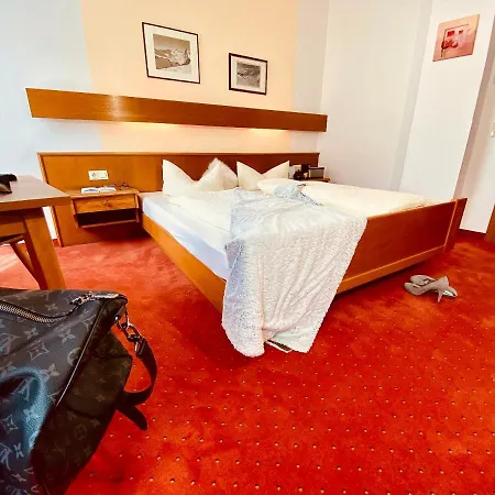 Guest house Schwarzer Adler Landeck