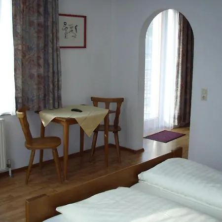 Schwarzer Adler Maison d'hôtes 3*