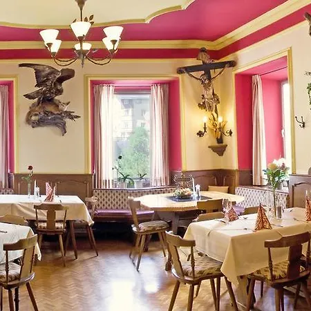 Maison d'hôtes Schwarzer Adler 3*