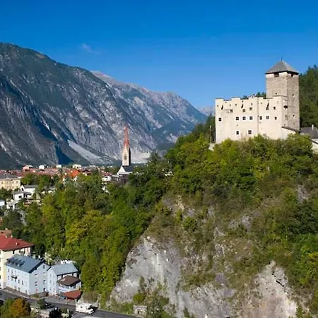 Schwarzer Adler Maison d'hôtes 3*