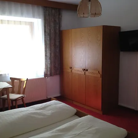 Schwarzer Adler 3* Landeck